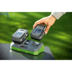 LUX 20V Dubbele Acculader 7 LUX 20V Dubbele Acculader -Kwaliteit Gereedschapswinkel 123 183