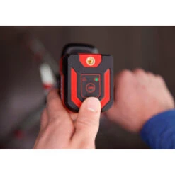 SKIL Kruislijnlaser 15m 1910AA Li-ion Accu – Incl. USB Lader En Klem -Kwaliteit Gereedschapswinkel 123 2148