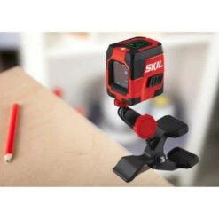 SKIL Kruislijnlaser Groen 20m 1912AA Li-ion Accu - Incl. USB Lader En Klem -Kwaliteit Gereedschapswinkel 123 2183