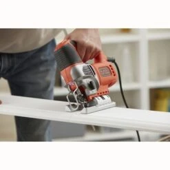 Black & Decker Black+Decker Decoupeerzaag BES610K -Kwaliteit Gereedschapswinkel 123 2587