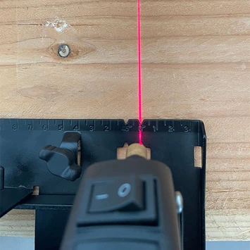 Hyundai Cirkelzaag 1500W 185mm 6 Hyundai Cirkelzaag 1500W 185mm - Afbeelding 4