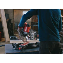 SKIL Afkortzaag /verstekzaag 254mm Met Trekfunctie, Laser En 'dual Bevel' Functie 1320AA 2000W + Snelklem -Kwaliteit Gereedschapswinkel 123 2962