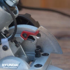 Hyundai Afkortzaag / Verstekzaag 1100W Hyundai -Kwaliteit Gereedschapswinkel 123 3061