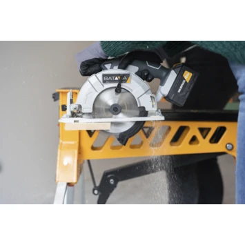 Batavia 18 Volt Li-Ion Accu Cirkelzaag (zonder Accu) 7 Batavia 18 Volt Li-Ion Accu Cirkelzaag (zonder Accu) - Afbeelding 5