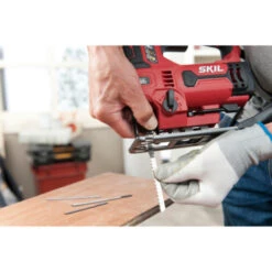 SKIL Decoupeerzaag 4531GA 680W - 180° LED Lamp + 7 Zaagbladen 10 SKIL Decoupeerzaag 4531GA 680W - 180° LED Lamp + 7 Zaagbladen -Kwaliteit Gereedschapswinkel 123 3525