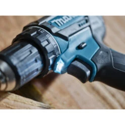 Makita Accuboormachine DDF482ZJ (zonder Accu) -Kwaliteit Gereedschapswinkel 123 3839