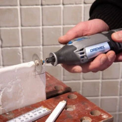 Dremel Multitool 4000JP Met 65-delige Accessoireset -Kwaliteit Gereedschapswinkel 123 4515