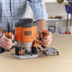 Black & Decker BLACK+DECKER Bovenfrees KW1200E-QS -Kwaliteit Gereedschapswinkel 123 4583