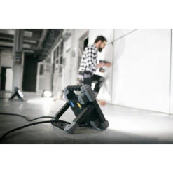 Brennenstuhl Mobiele Bluetooth LED-werklamp TORAN 5000 MB, IP54, 5000lm, 46W, 5m H07RN-F 3G1,5 24 Brennenstuhl Mobiele Bluetooth LED-werklamp TORAN 5000 MB, IP54, 5000lm, 46W, 5m H07RN-F 3G1,5 -Kwaliteit Gereedschapswinkel 123 6069